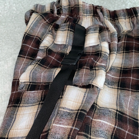 Pants - Picture 3 of 3